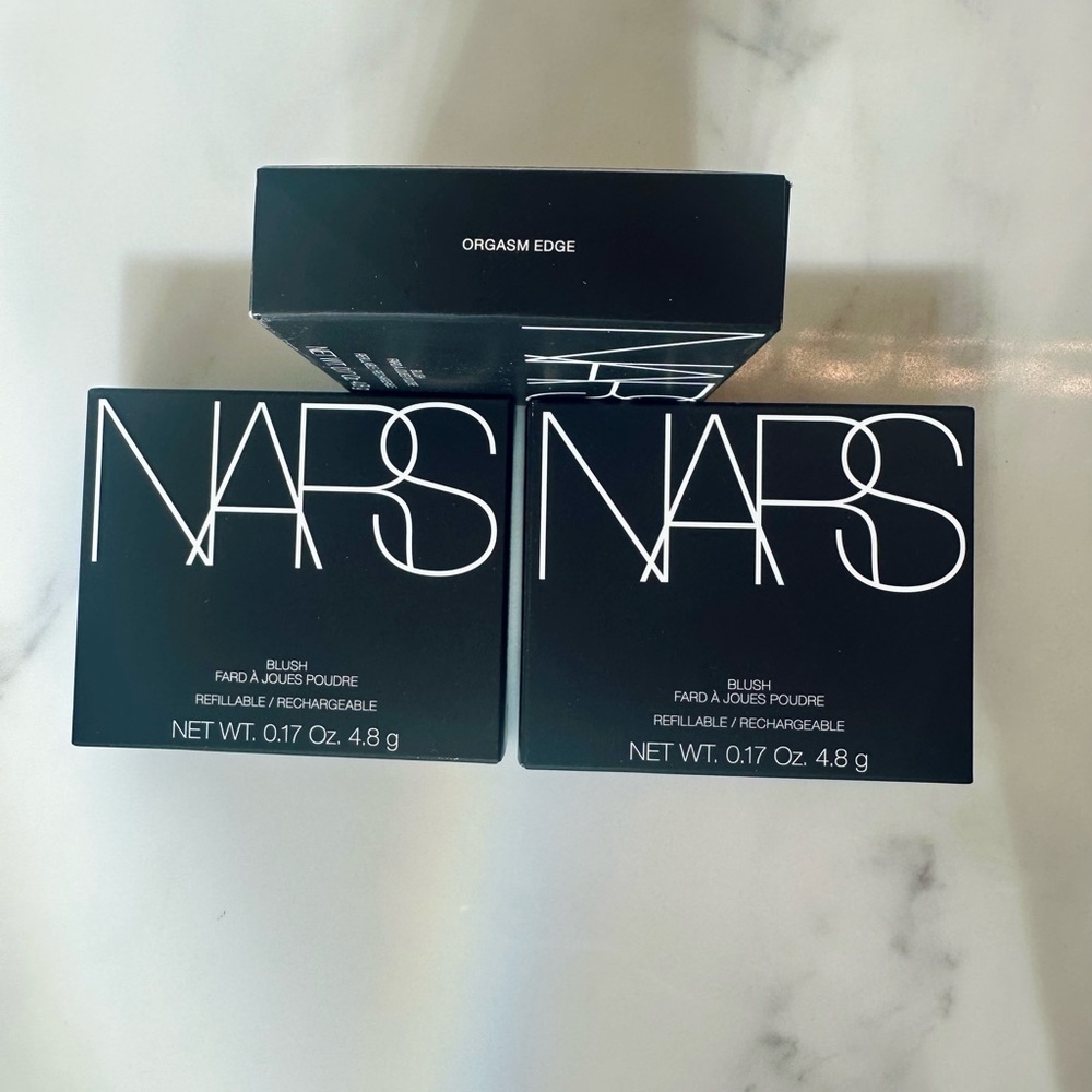 NARS Orgasm Edge Full Size Blush - Picture 3 of 5